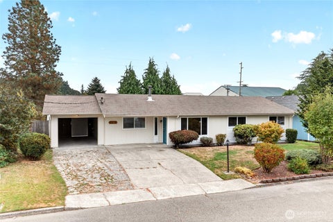 Photo of 210 N Street SE, Tumwater, WA 98501 (MLS # 2586697)