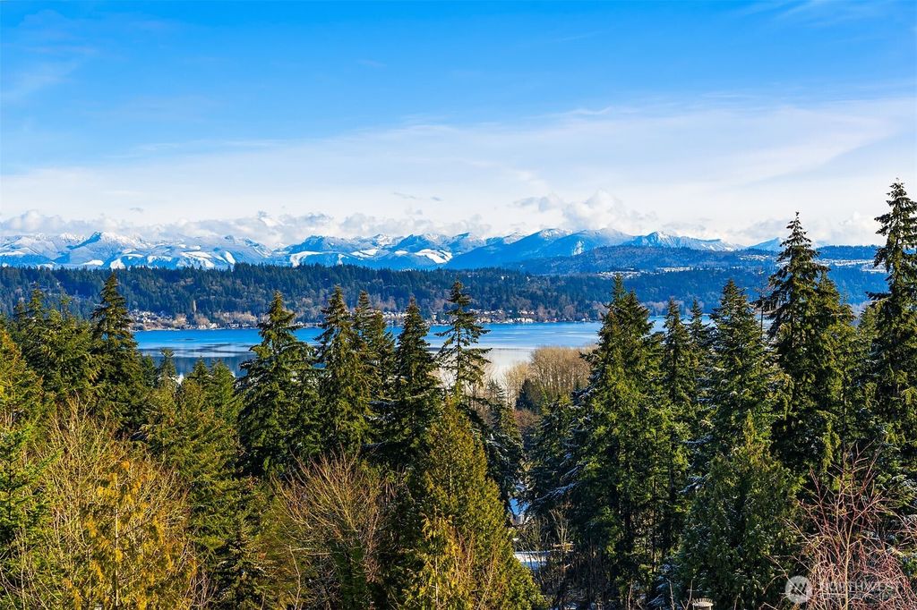 Photo of 3416 161st Court SE #39, Bellevue, WA 98008 (MLS # 2326286)