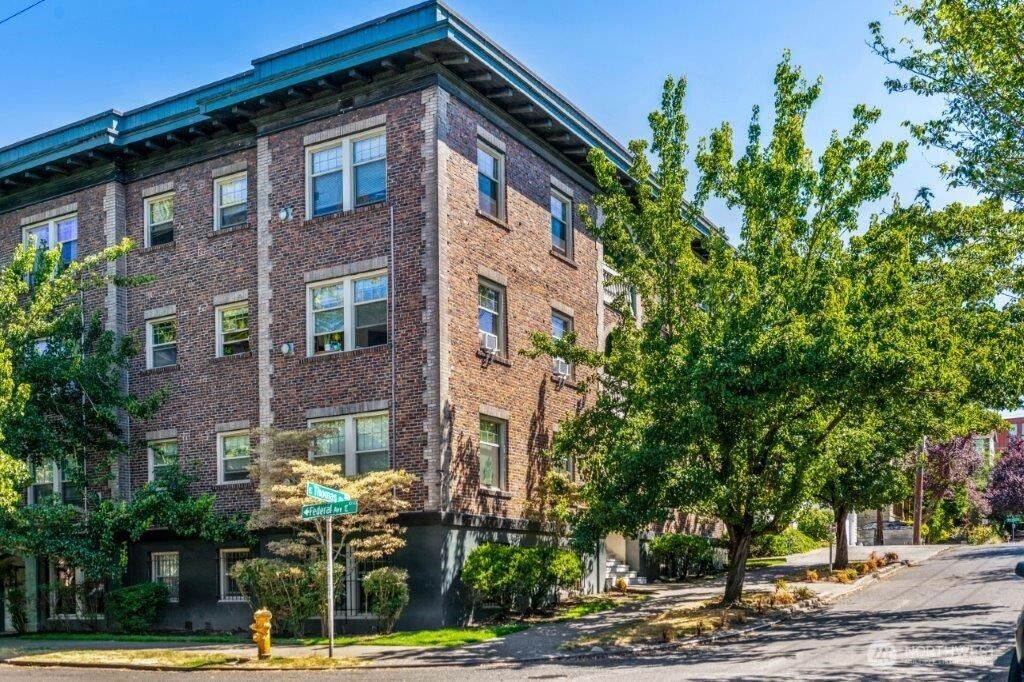 Photo of 1052 E Thomas Street, Seattle, WA 98102 (MLS # 2423442)