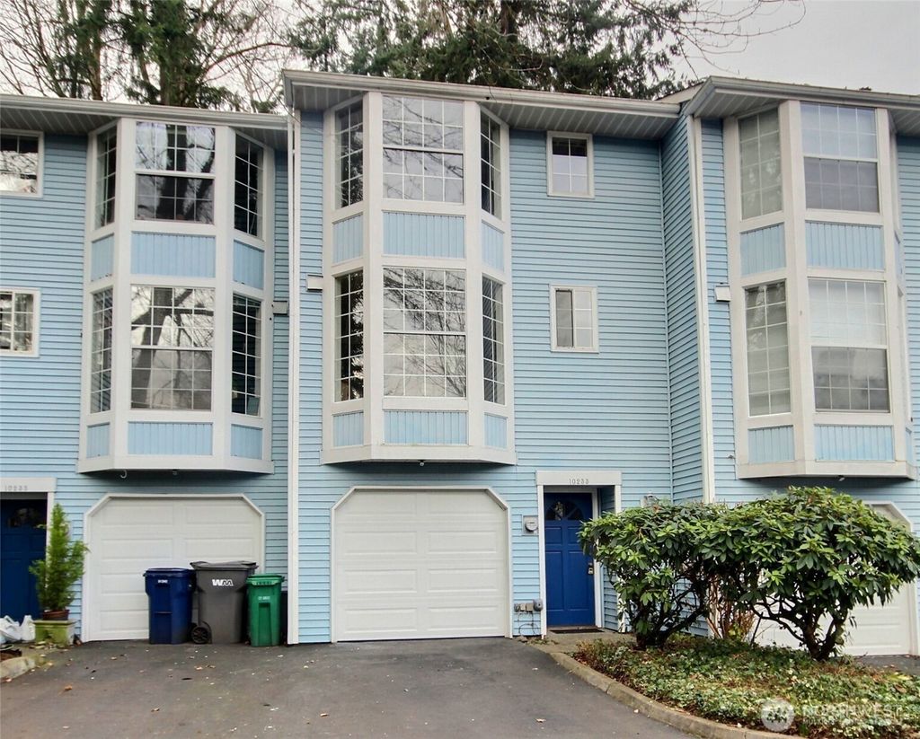 Photo of 10233 NE 129th Lane #8, Kirkland, WA 98034 (MLS # 2472676)