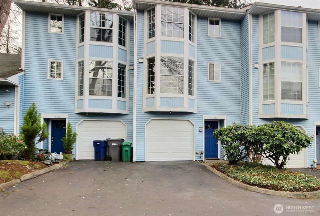 Photo of 10233 NE 129th Lane #8, Kirkland, WA 98034 (MLS # 2472676)