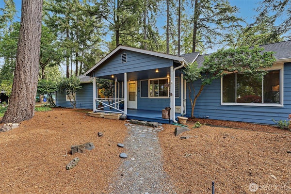 10903 MEADOW RD SW, LAKEWOOD, WA 98499 - Image 3f4031909e2ae18da8a903669de112d9/2483705142