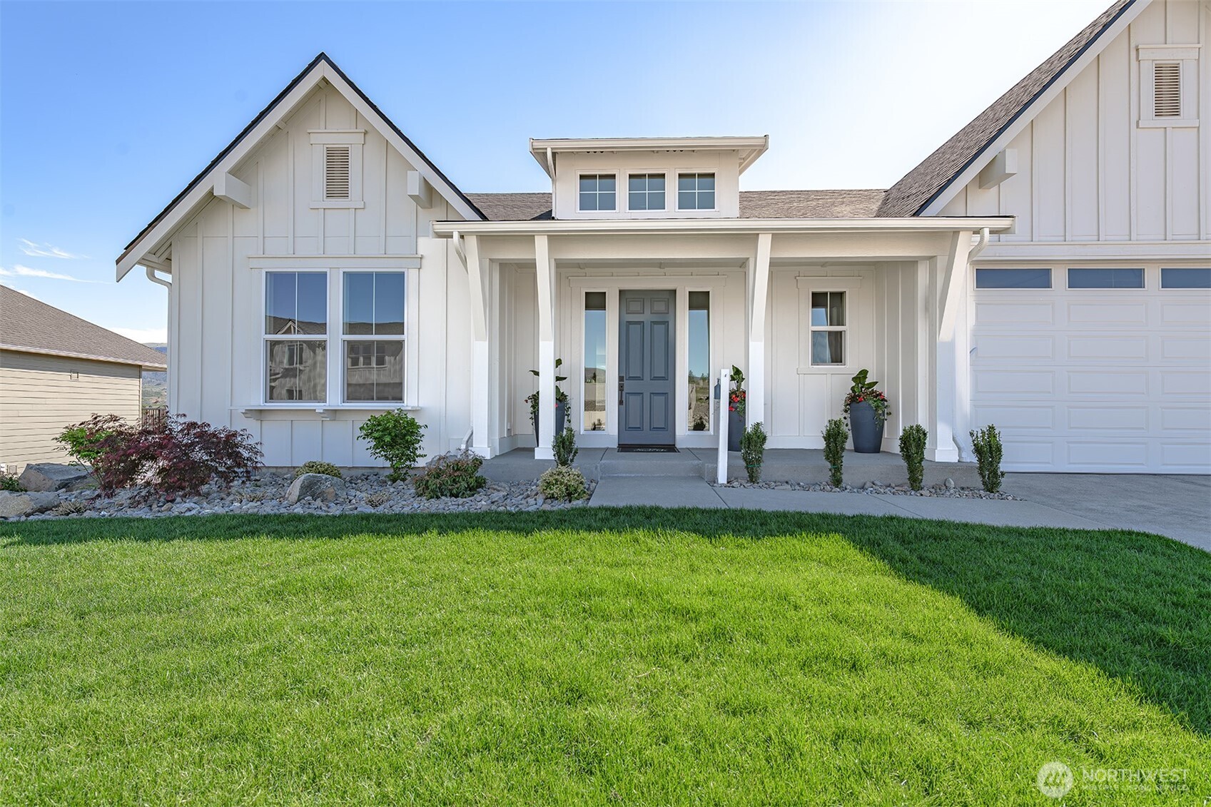 East Wenatchee, Washington 98802, United States, 4 Bedrooms Bedrooms, ,3 BathroomsBathrooms,Residential,Active,115330