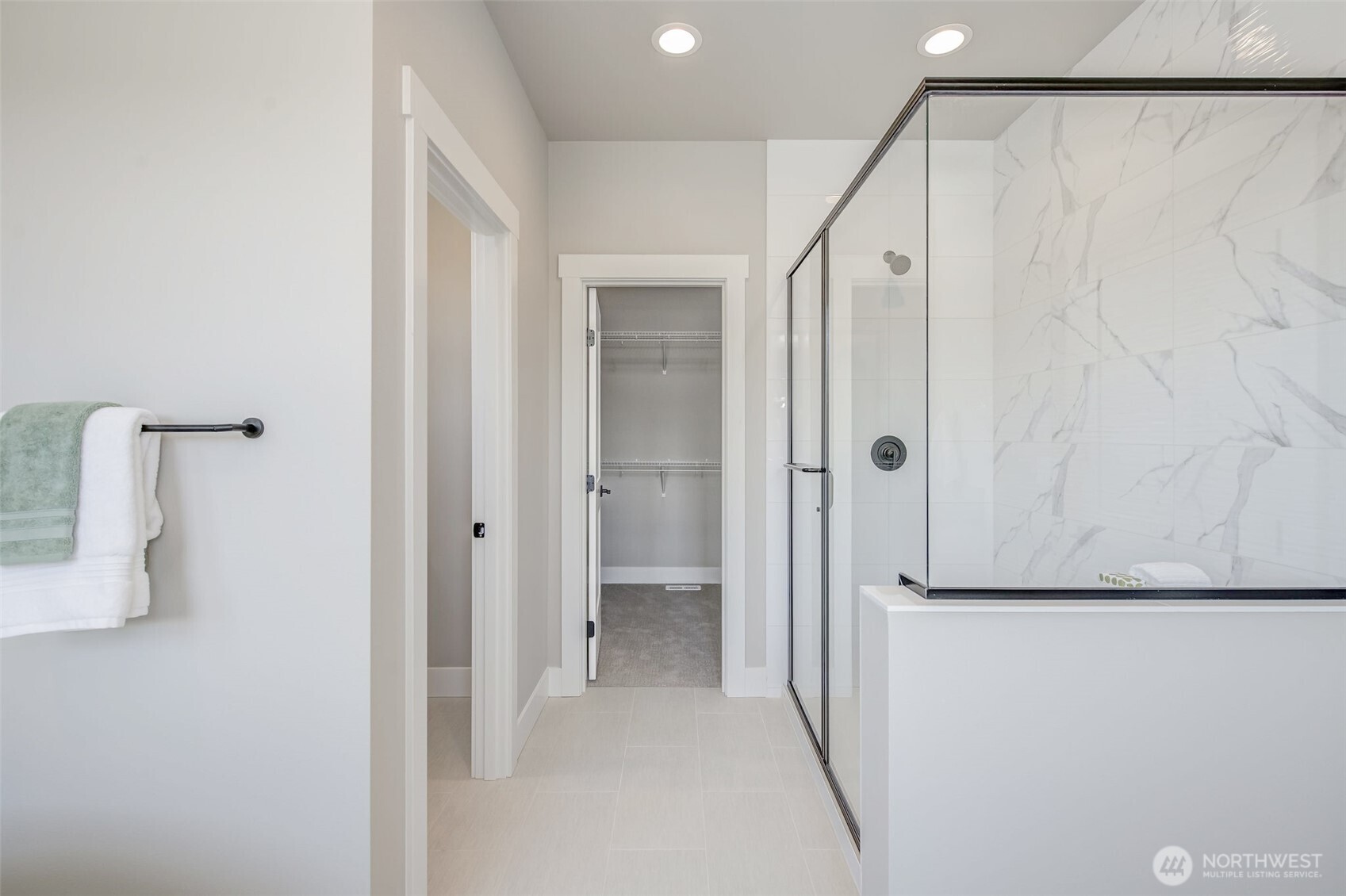 East Wenatchee, Washington 98802, United States, 4 Bedrooms Bedrooms, ,3 BathroomsBathrooms,Residential,Active,115330