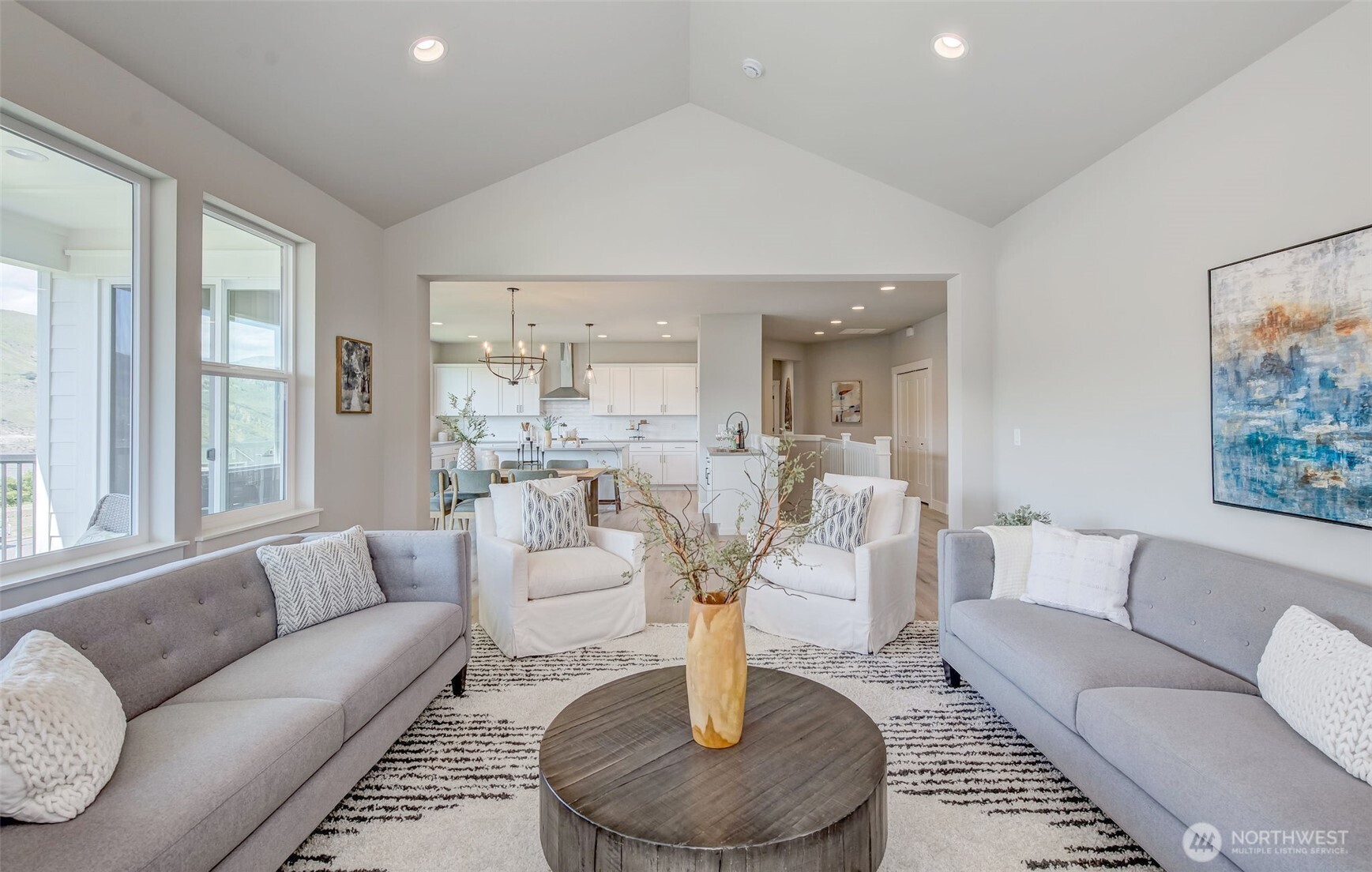 East Wenatchee, Washington 98802, United States, 4 Bedrooms Bedrooms, ,3 BathroomsBathrooms,Residential,Active,115330