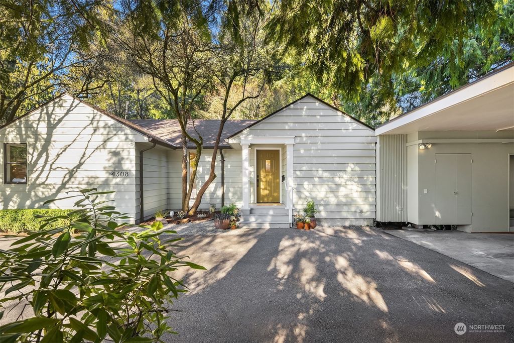 Photo of 4308 NE 82nd Street, Seattle, WA 98115 (MLS # 2325669)