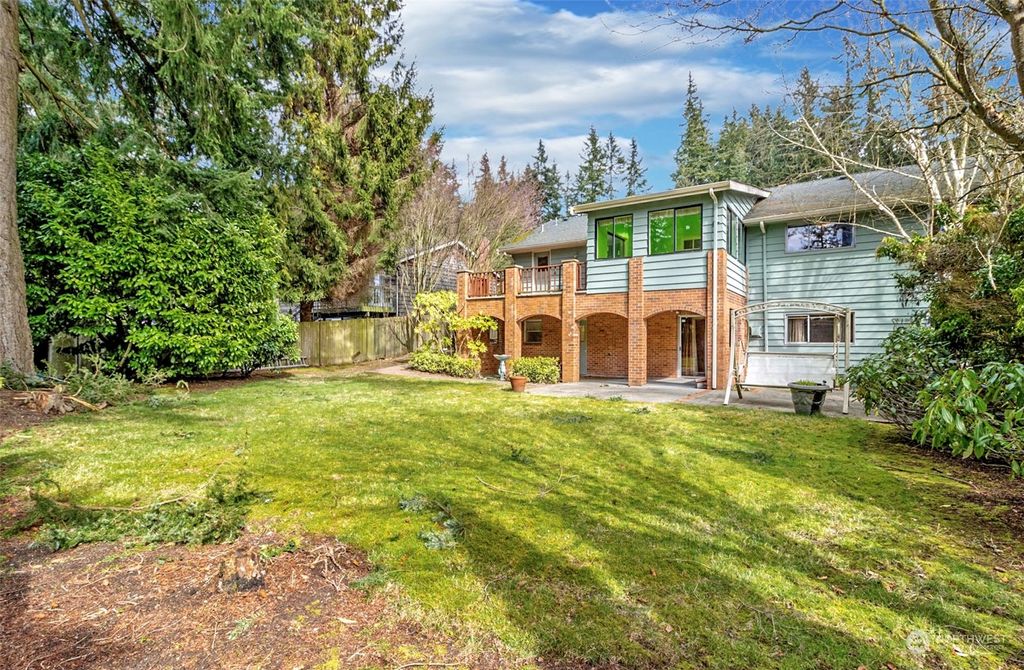 Photo of 19108 74th Avenue W, Lynnwood, WA 98036 (MLS # 2042634)