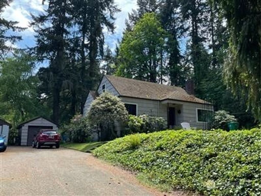 Photo of 15026 Westminster Way N, Shoreline, WA 98133 (MLS # 2417613)