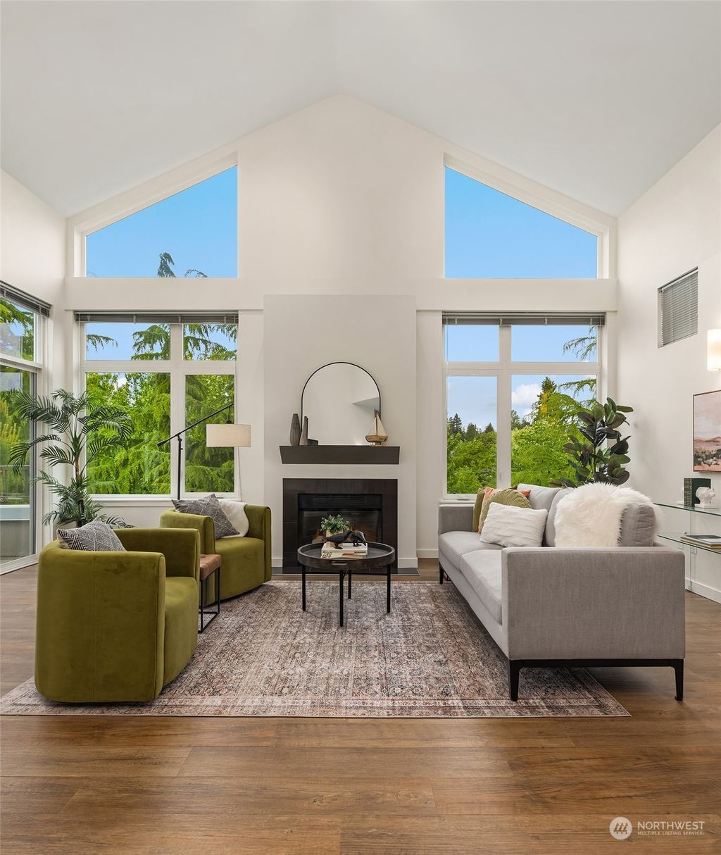 Photo of 511 7th Avenue #405, Kirkland, WA 98033 (MLS # 2243366)