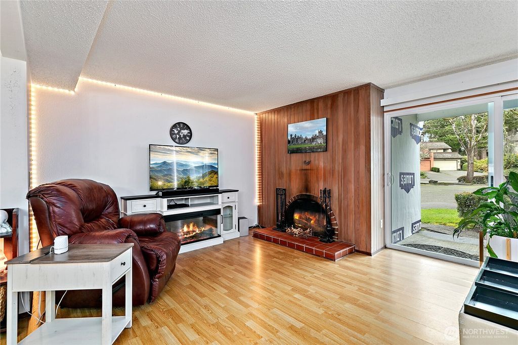 Photo of 7425 Ruby Drive SW #D5, Lakewood, WA 98498 (MLS # 2475139)