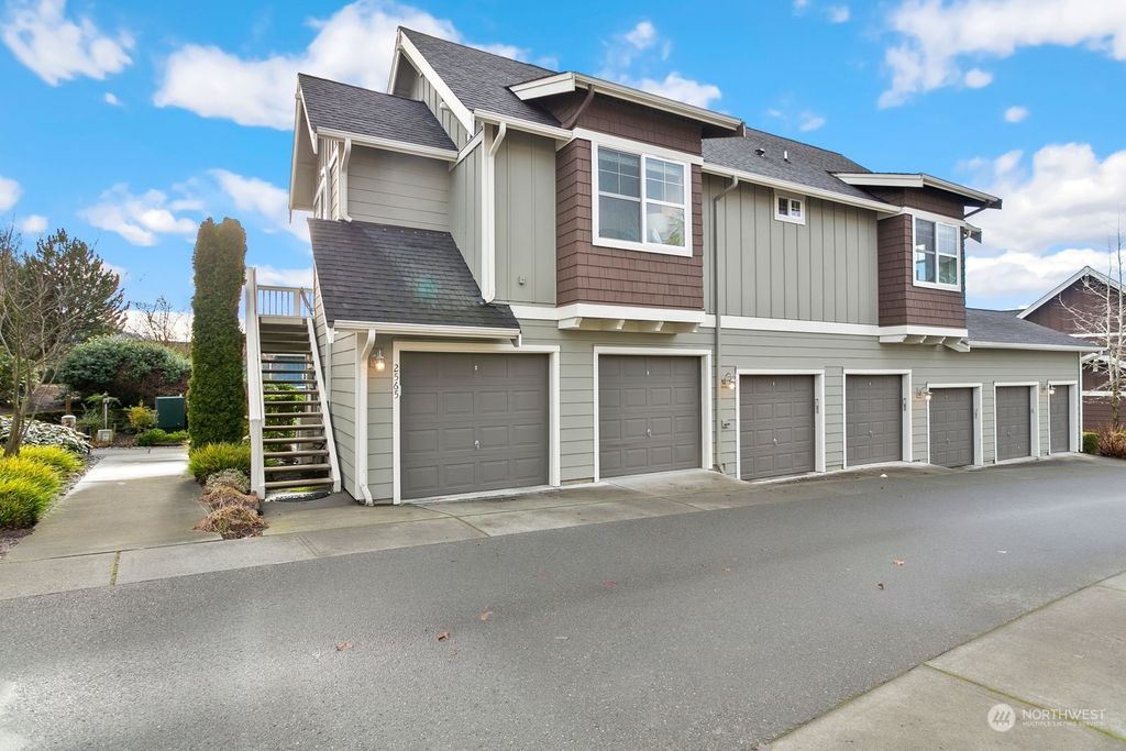 Photo of 2565 NE Jared Court, Issaquah, WA 98029 (MLS # 2211810)