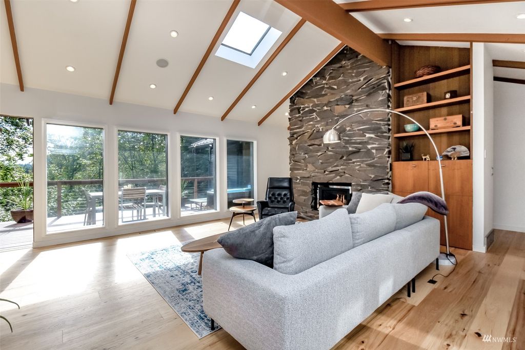 Photo of 6115 21st Avenue NE, Tacoma, WA 98422 (MLS # 1979492)