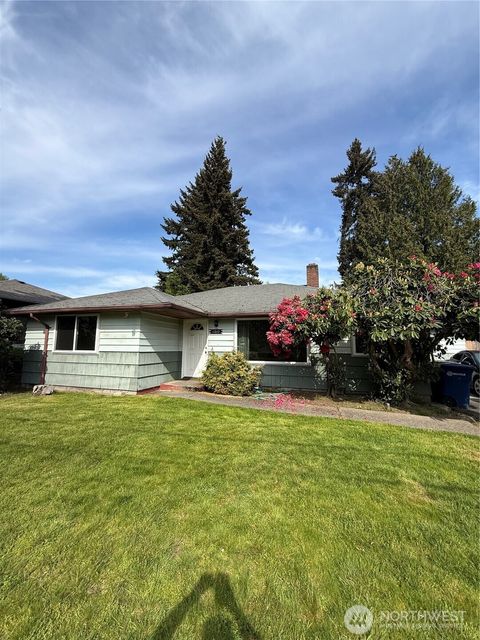 Photo of 11810 19th Avenue SW, Burien, WA 98146 (MLS # 2516212)