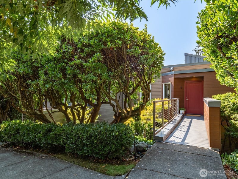 101 NW 58th Street 12