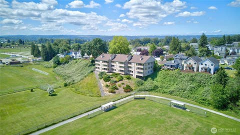 Photo of 101 Pine Avenue #103, Snohomish, WA 98290 (MLS # 2542359)