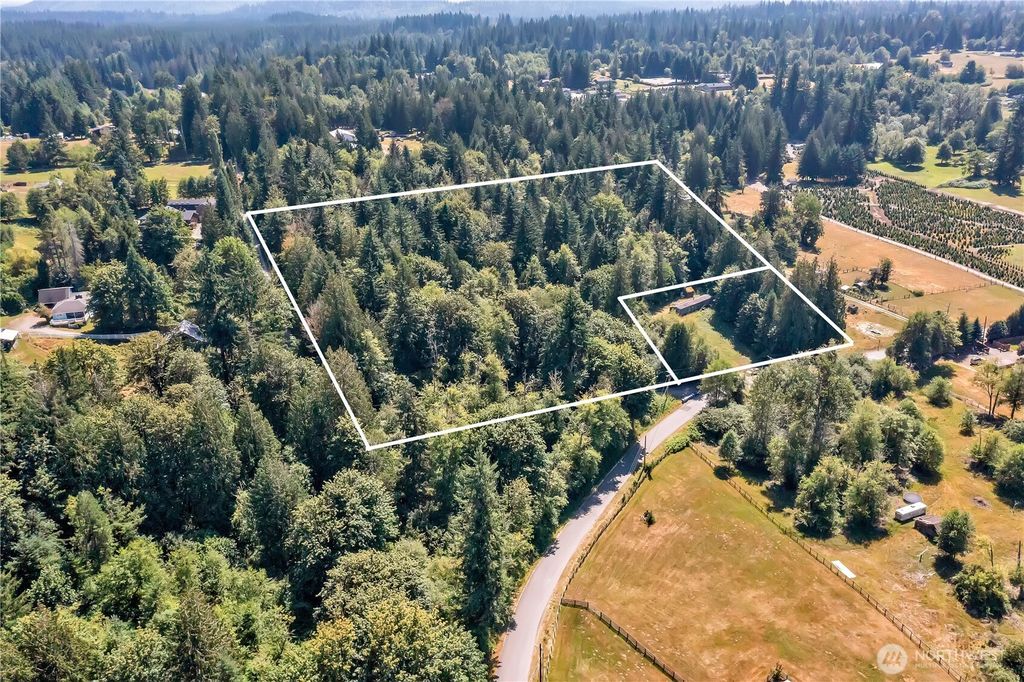 Photo of 28215 SE 216th Street, Maple Valley, WA 98038 (MLS # 2409591)