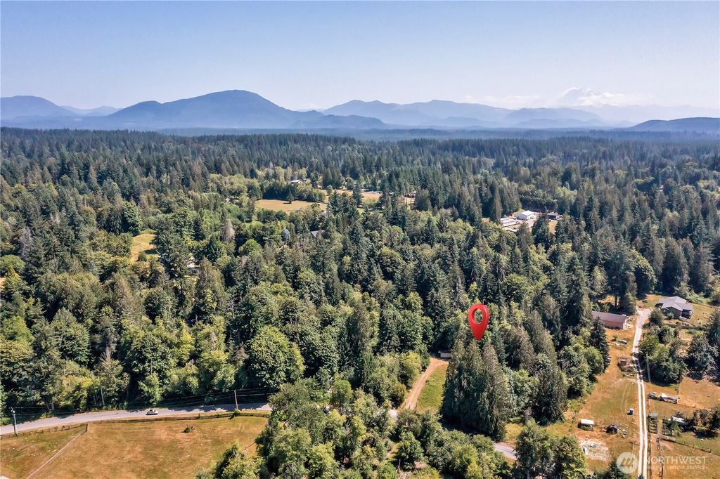 Photo of 28215 SE 216th Street, Maple Valley, WA 98038 (MLS # 2409591)