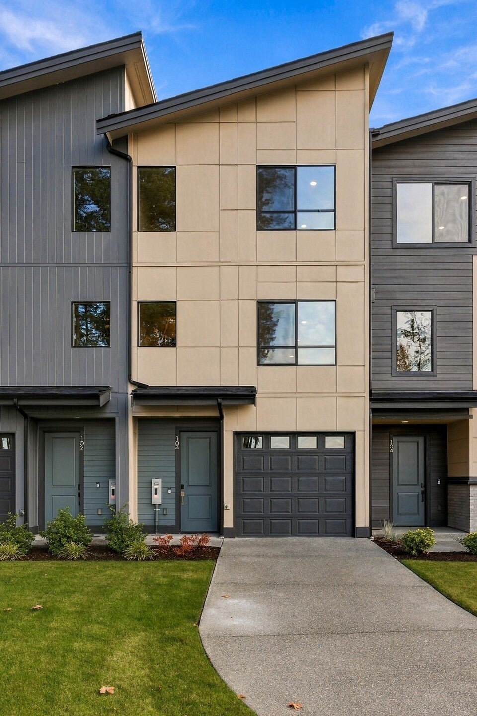 Photo of 26930 187th Place SE #103, Covington, WA 98042 (MLS # 2599957)