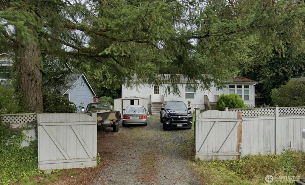Photo of 10017 228th Place SE, Woodinville, WA 98077 (MLS # 2336128)