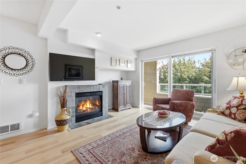 1 Broadway 202