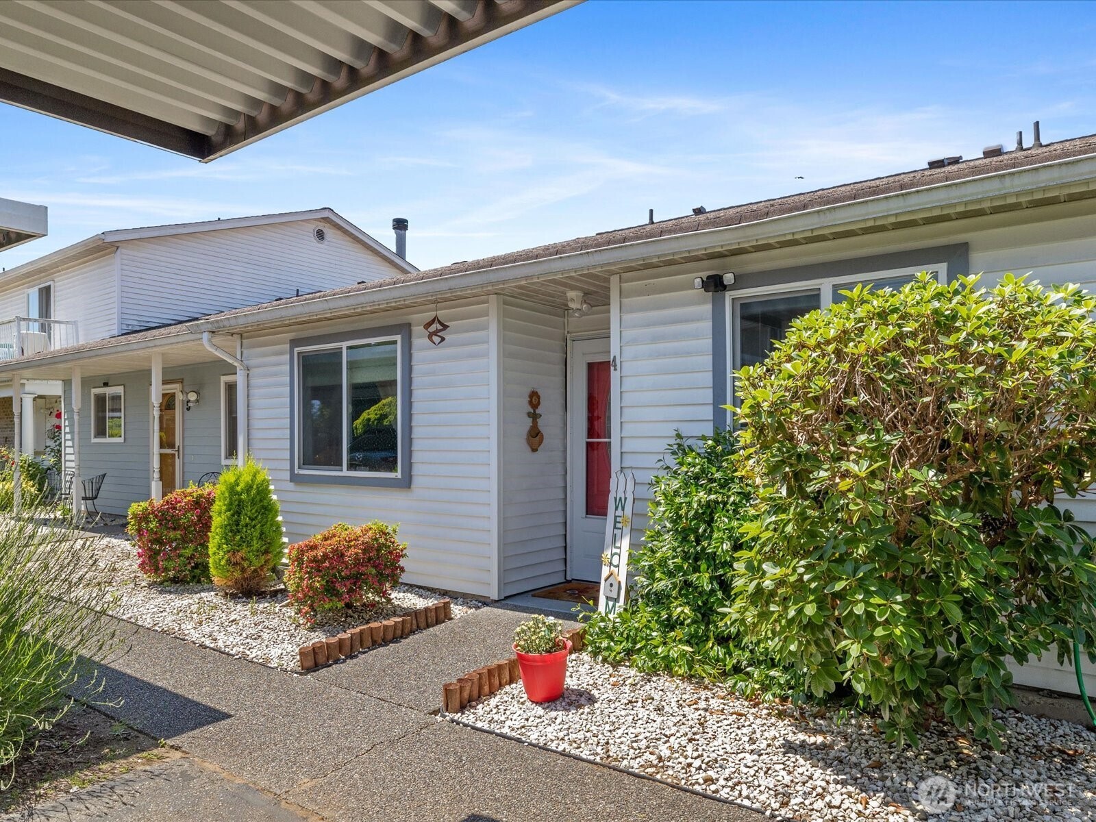 4214 84th Street NE 4