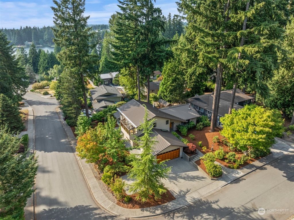 Photo of 2059 166th Avenue SE, Bellevue, WA 98008 (MLS # 2265576)