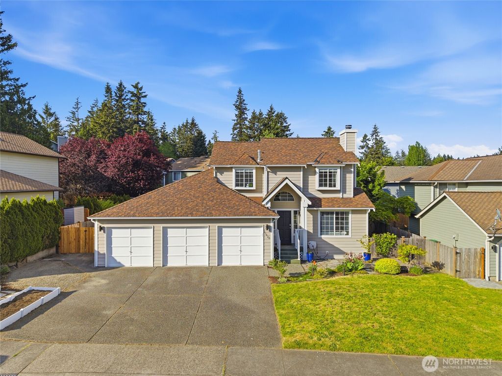 Photo of 27620 220th Court SE, Maple Valley, WA 98038 (MLS # 2526307)