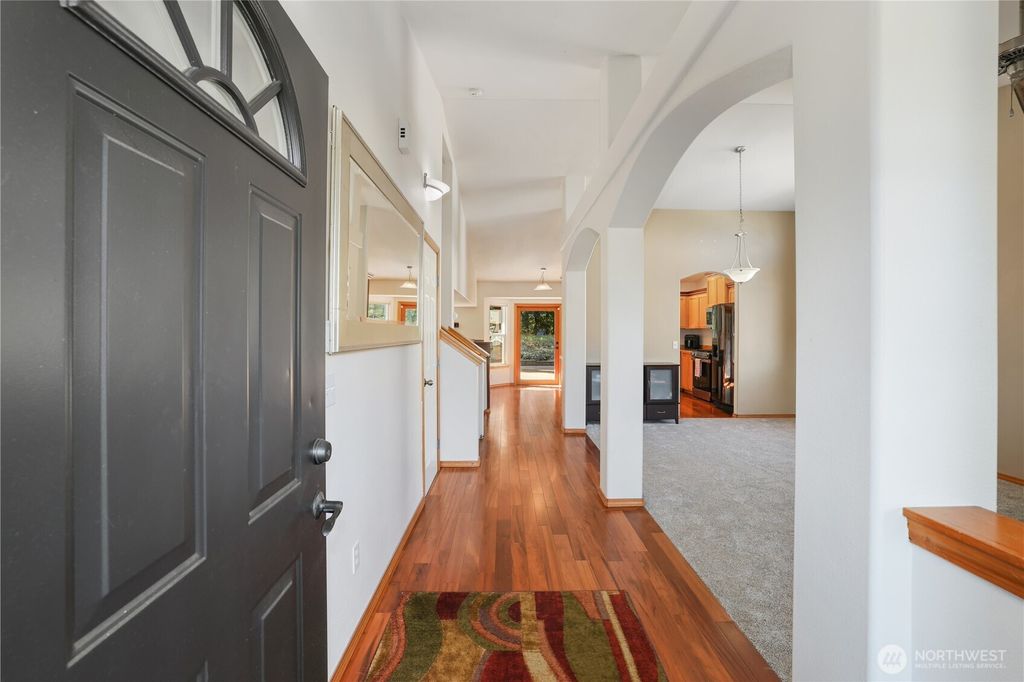 Photo of 17106 116th Street E, Bonney Lake, WA 98391 (MLS # 2495712)