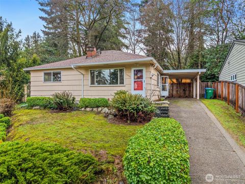 Photo of 15551 Densmore Avenue N, Shoreline, WA 98133 (MLS # 2466560)