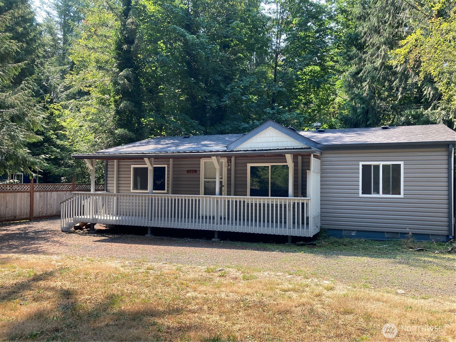 Listing image 6