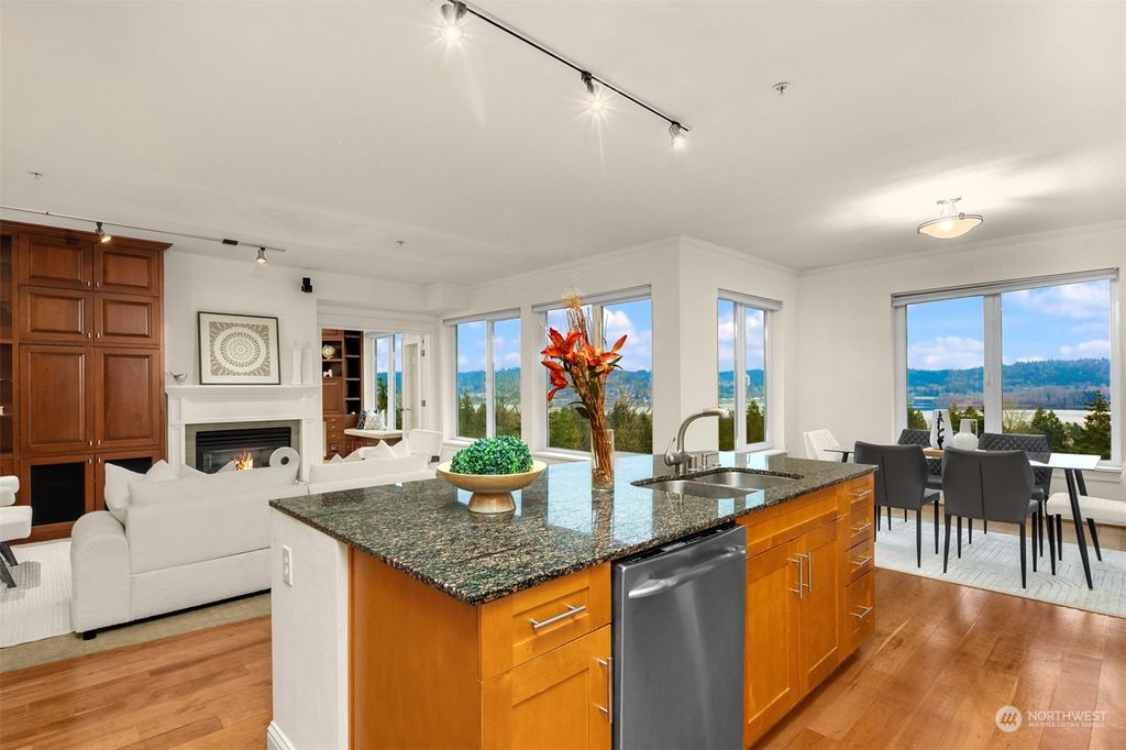 listing image 9369721788607625333