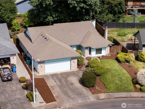 Photo of 8917 NE 28th Avenue, Vancouver, WA 98665 (MLS # 2503557)