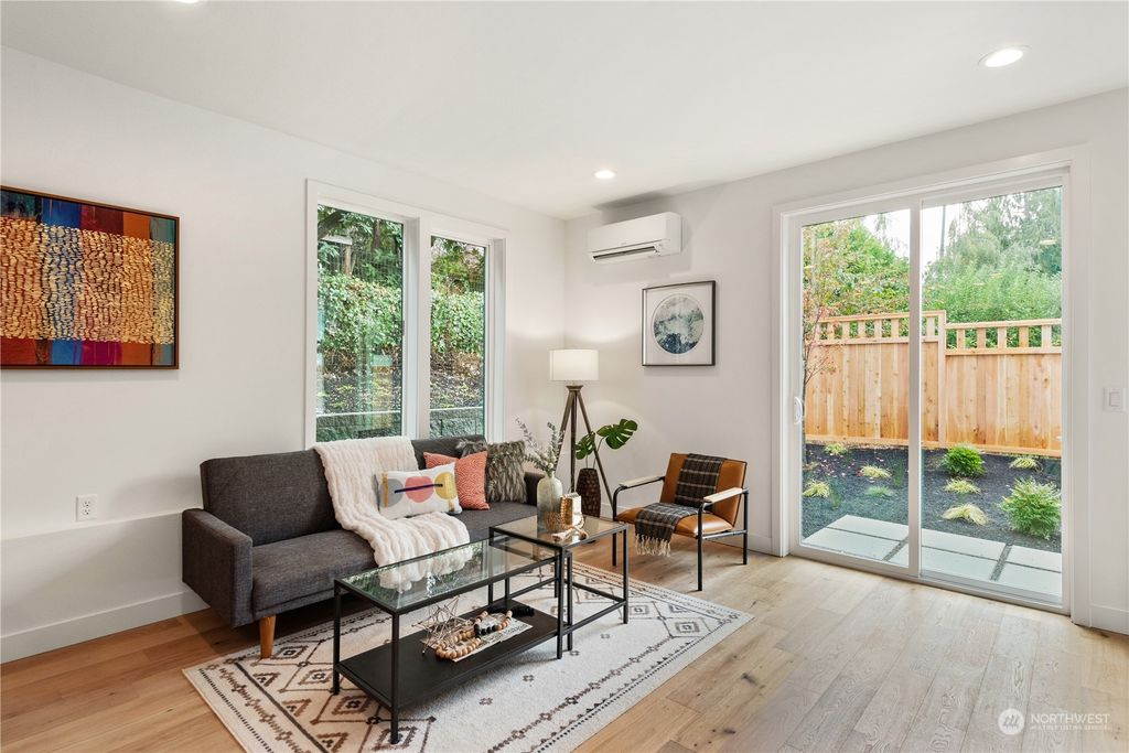 Photo of 6258 Vassar Avenue NE, Seattle, WA 98115 (MLS # 2012600)