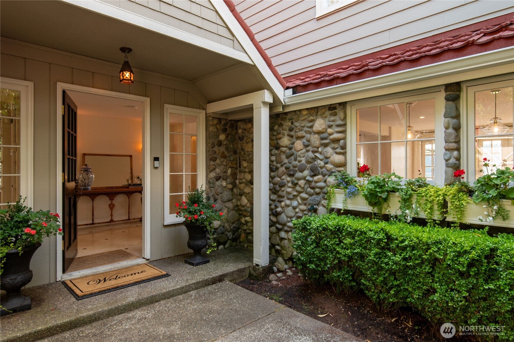 2425 Marine Drive