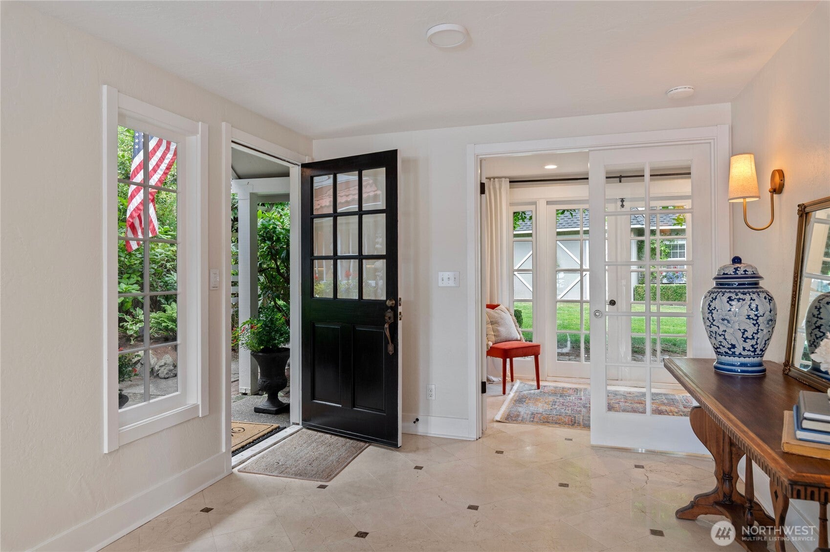 2425 Marine Drive