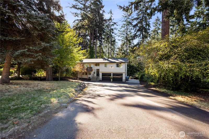 308 Point Fosdick Pl NW