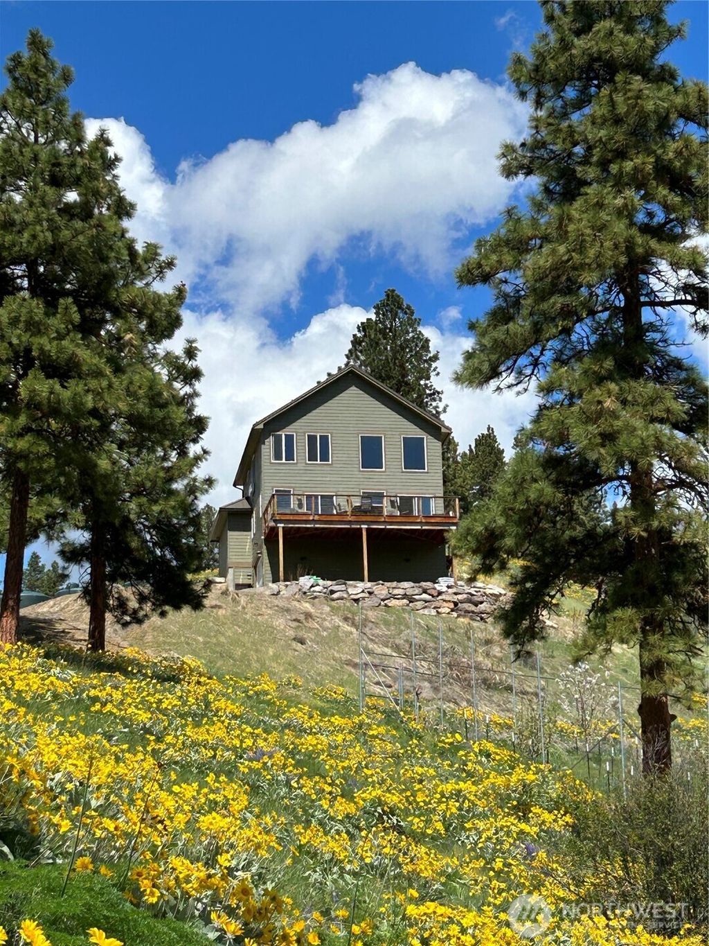 Photo of 9660 Nahahum Canyon Road, Cashmere, WA 98815 (MLS # 2487073)