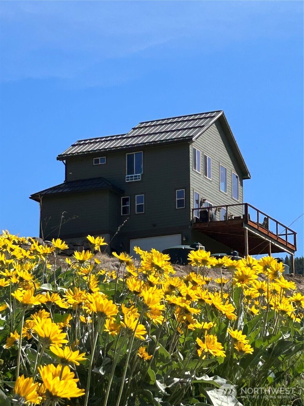 Photo of 9660 Nahahum Canyon Road, Cashmere, WA 98815 (MLS # 2487073)