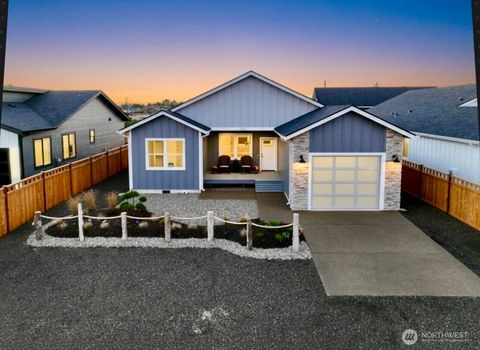Photo of 992 Alida Court SE, Ocean Shores, WA 98569 (MLS # 2421870)