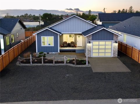 Photo of 992 Alida Court SE, Ocean Shores, WA 98569 (MLS # 2421870)