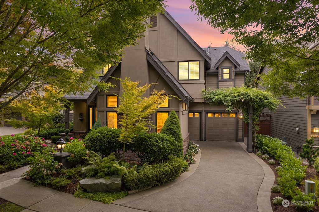 Photo of 6223 Whitaker Lane SE, Snoqualmie, WA 98065 (MLS # 2298435)