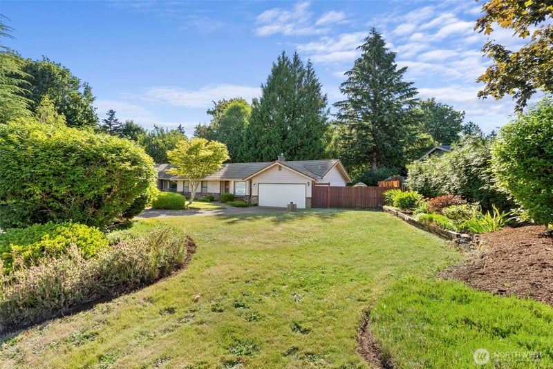 2228 Tandem Court SE