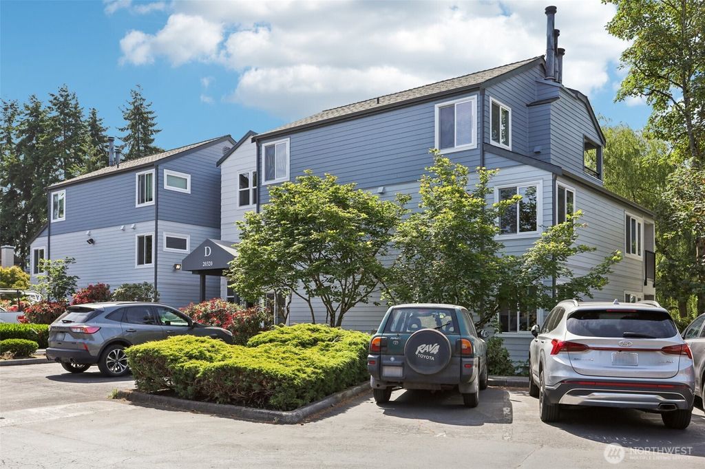 Photo of 20320 Bothell Everett Hwy #D201, Bothell, WA 98012 (MLS # 2391554)