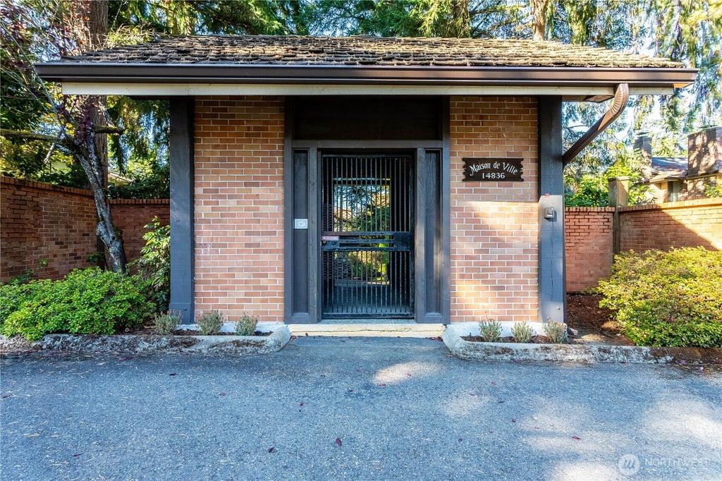 Photo of 14836 SE 16th Street #10, Bellevue, WA 98007 (MLS # 2584196)