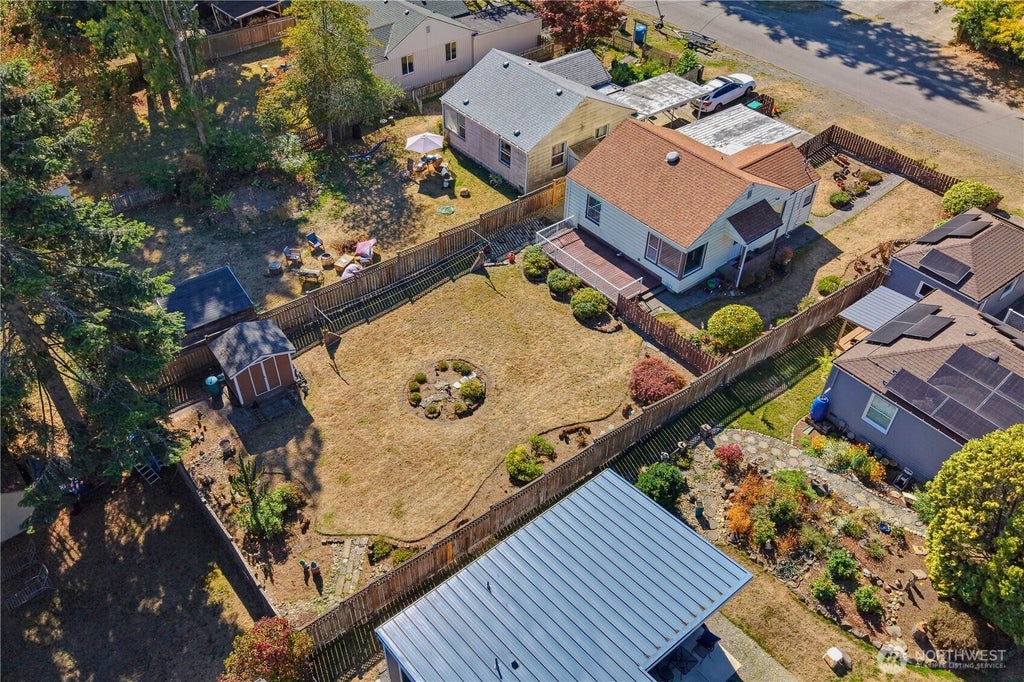 Photo of 11752 20th Avenue NE, Seattle, WA 98125 (MLS # 2583832)