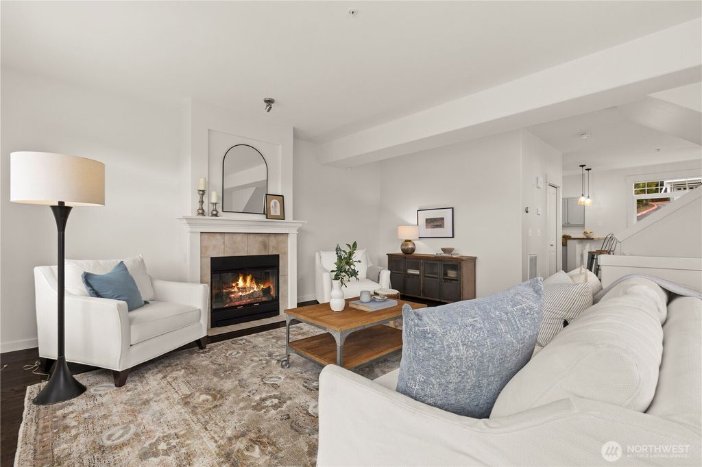 Photo of 23120 SE Black Nugget Road #T4, Issaquah, WA 98029 (MLS # 2338418)