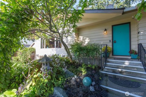 181 Sunland Drive Sequim WA 98382