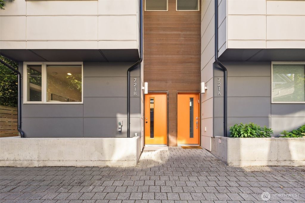 Photo of 721 26th Avenue S #B, Seattle, WA 98144 (MLS # 2390985)