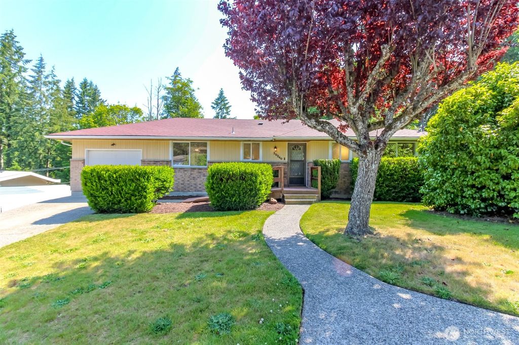 Photo of 30240 7th Avenue S, Federal Way, WA 98003 (MLS # 2386644)