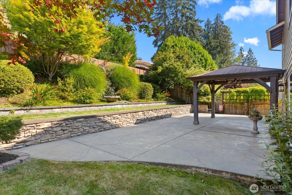 Photo of 801 Darwins Way, Granite Falls, WA 98252 (MLS # 2572931)